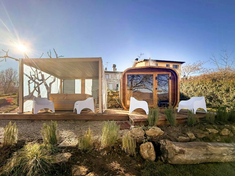 House with private pool, garden & grill — photo 3