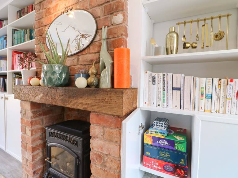 Family-friendly cottage with hot tub & garden | Pets allowed — photo 3
