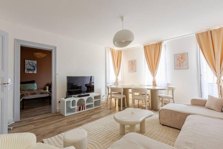 House with 2 rooms for 6 persons — photo 2