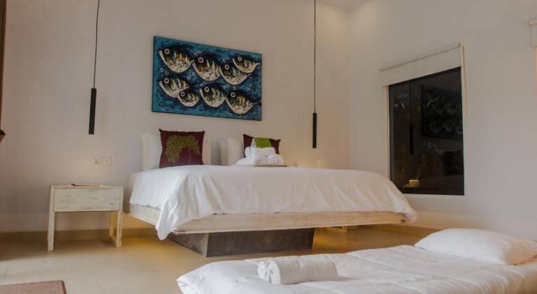Charming villa with grill, private pool & patio | Suitable for remote work | Pets allowed — photo 3