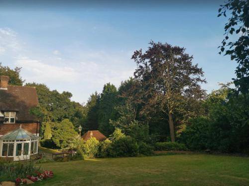 Bed and breakfast Esher