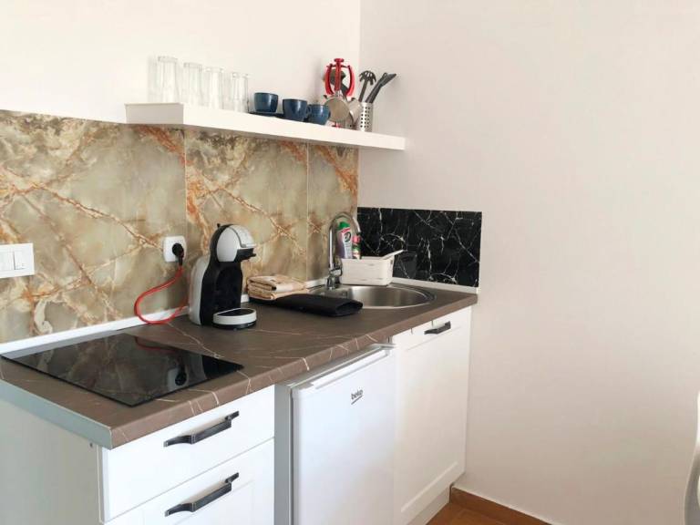 Children-friendly apartment with patio | Garden view | Beach nearby | Pets allowed — photo 4