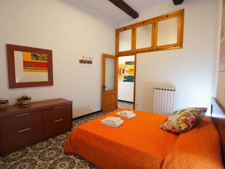 Holiday apartment with terrace in Vernazza