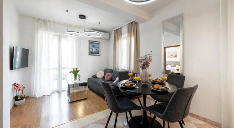Holiday apartment with terrace — photo 3