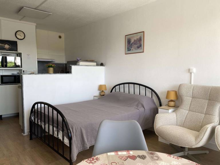 Studio with 1 room for 2 persons — photo 4