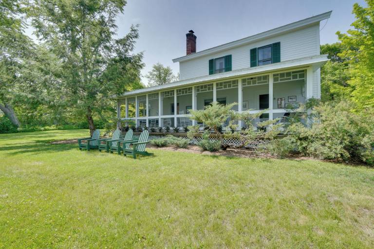 House Schroon Lake