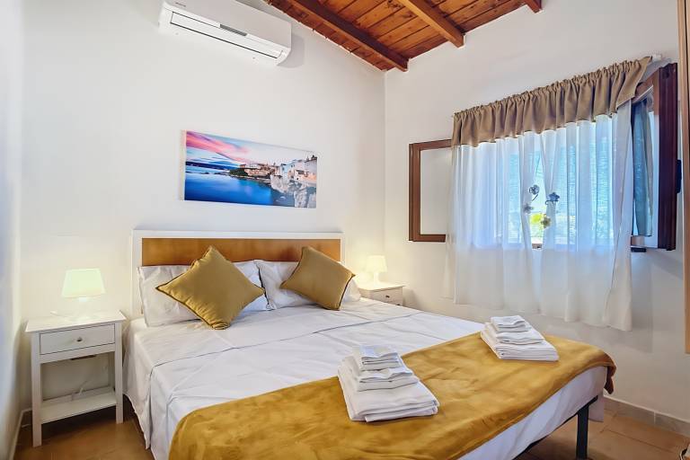 Apartment 'La Mignola - Trilo 4' with Shared Garden, Wi-Fi and Air Conditioning in Vieste