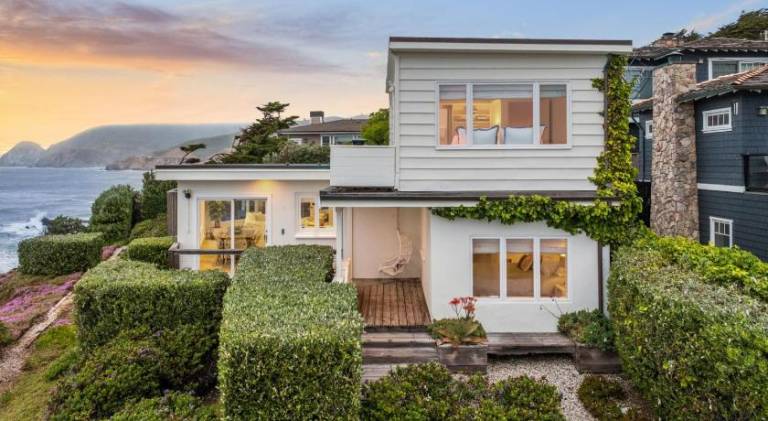 Entire Oceanfront Home Breathtaking 180 Views Near San Francisco — photo 4