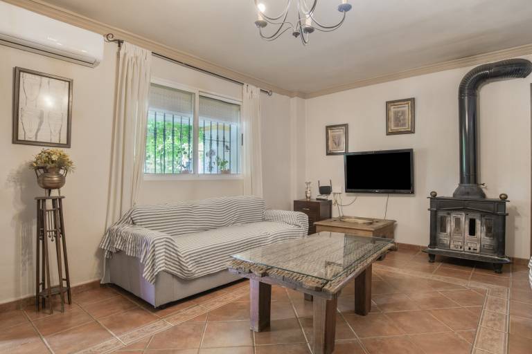 Cantarrana 2 Apartment: Pool, Wi-Fi, Air Conditioning in an Idyllic Setting — photo 5