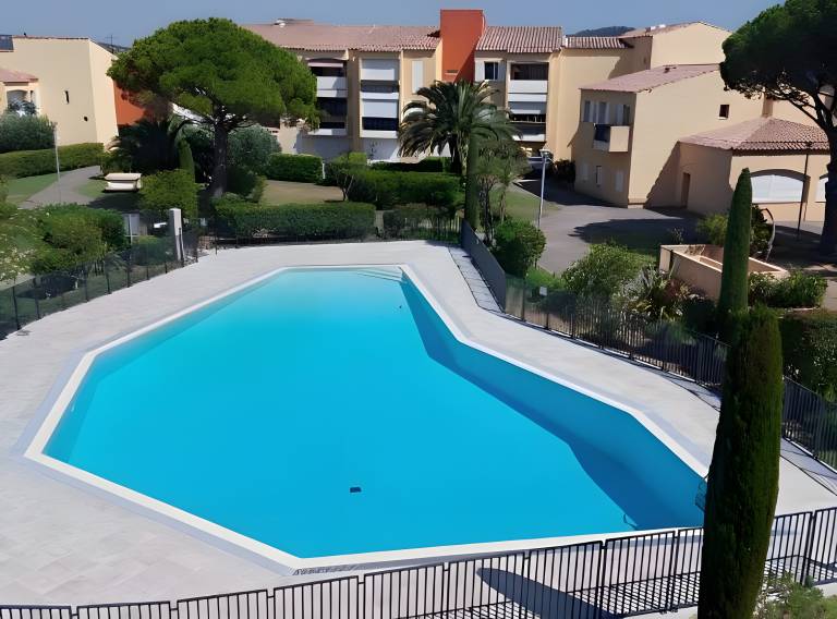 Appartement f&uuml;r 4 Personen mit Pool in Cassis