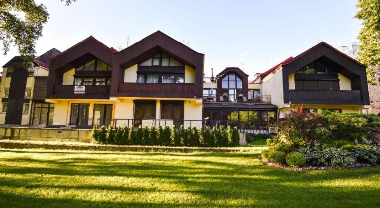 Beautiful holiday apartment with yard & terrace | Beach nearby | Pet-friendly in Klaipeda