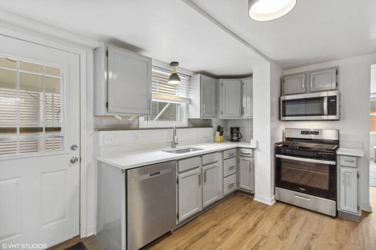 Apartment with 2 rooms for 6 persons — photo 4