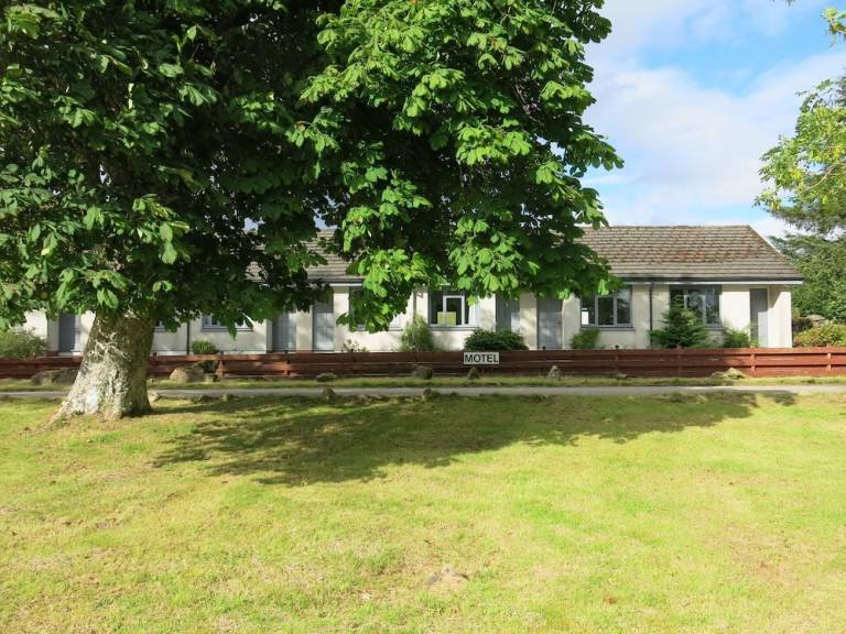 Motel  Altnacealgach