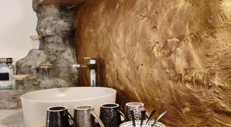 Apartment with hot tub — photo 4