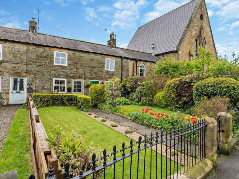 Cottage with garden & barbecue in Harrogate