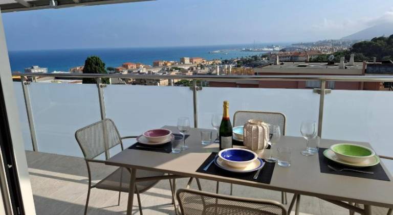 Holiday apartment with patio in Loano