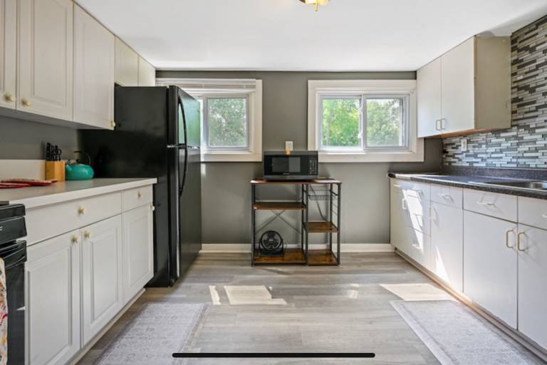 Apartment  Sylvan Lake