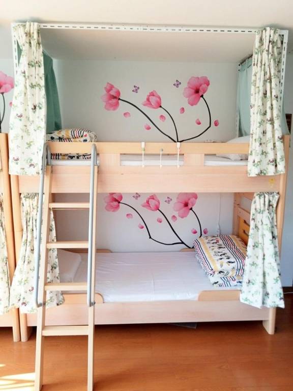 Guest house asia 2階 10人可!空港直通!難波駅5分, 道頓堀, 心斎橋, 黒門市場3分 in Osaka