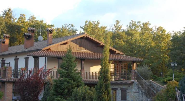 Farm with garden, pool & patio in Gubbio