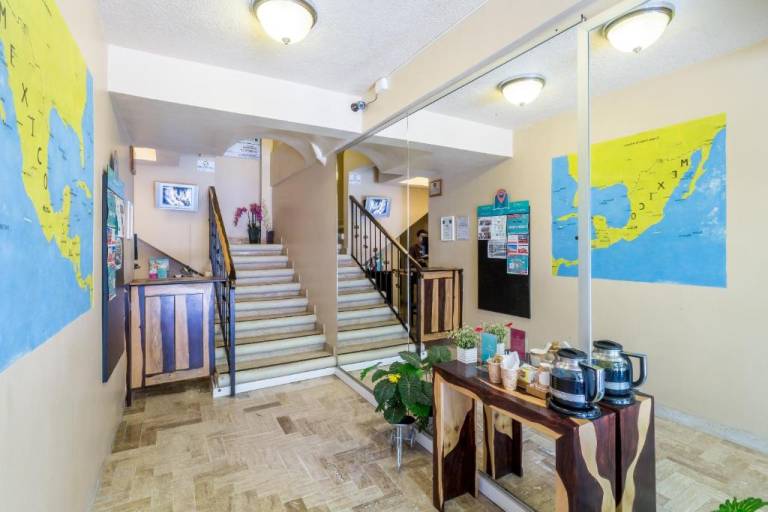 Wonderful serviced apartment with patio & pool | Beach nearby | Pets are welcome — photo 5