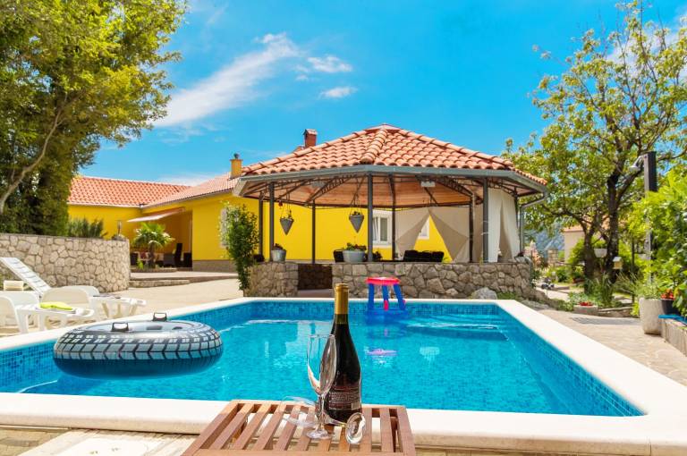 House with patio, private pool & yard | Good for workation in Crikvenica