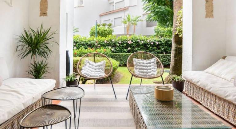 Apartment with pool | Next to the beach | Pets allowed in Estepona