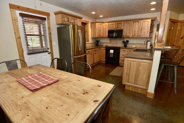 House with BBQ & patio | Lake view — photo 4