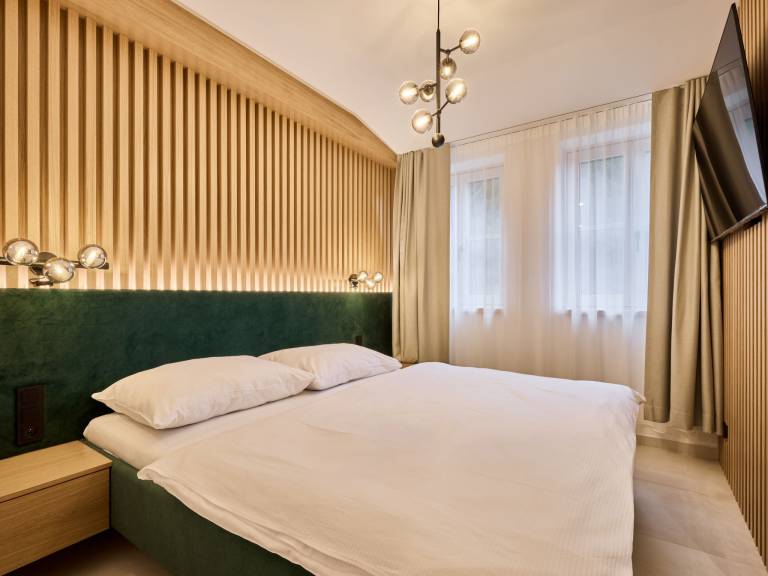 Rooftop Vista Maisonette & Relaxing Bath — photo 3