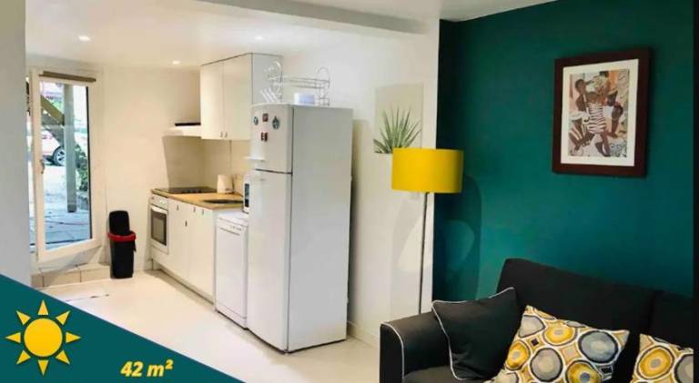 Holiday apartment with patio in Toulouse