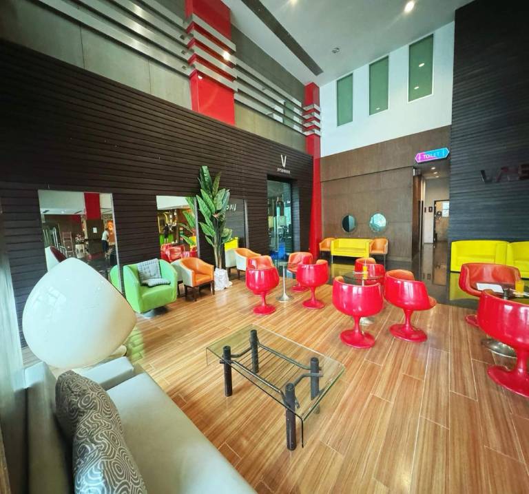 Capital O 75514 Vasidtee City Hotel (Suphanburi) — photo 3