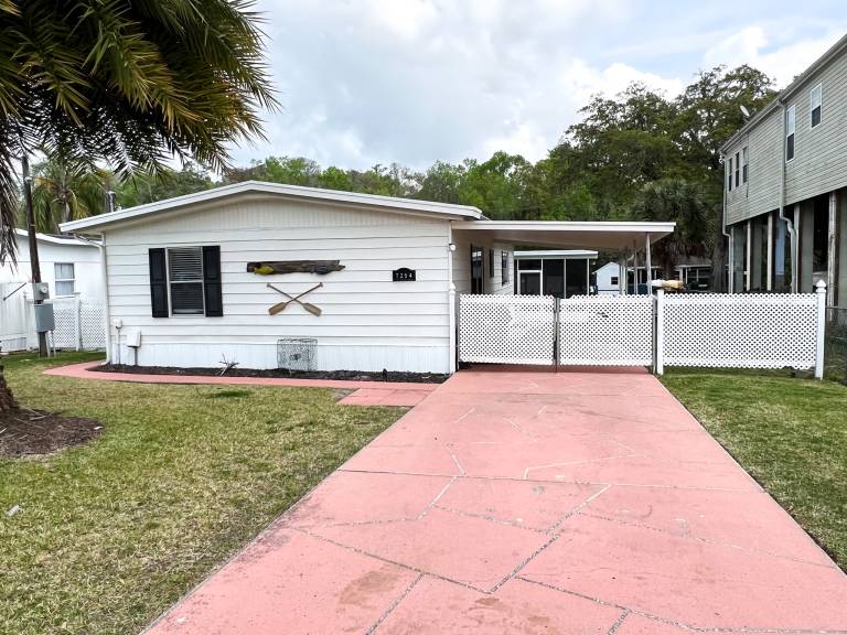 House Weeki Wachee