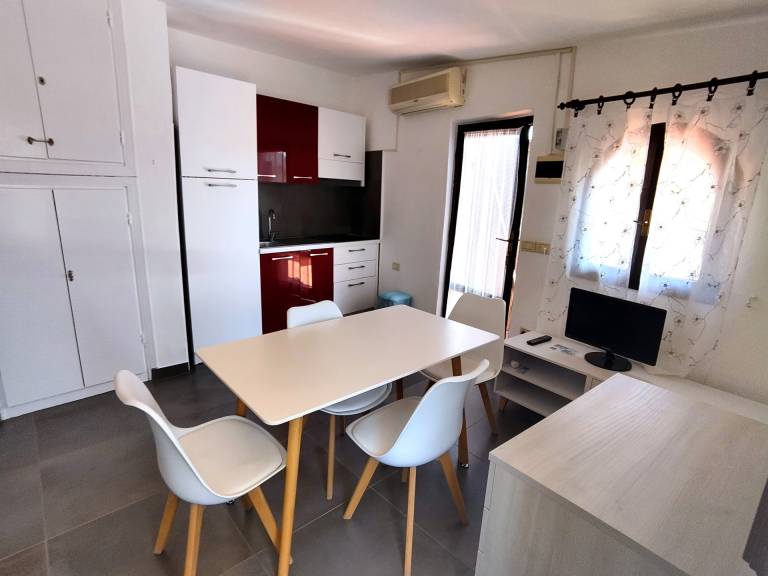 Rental apartment with BBQ & terrace — photo 4
