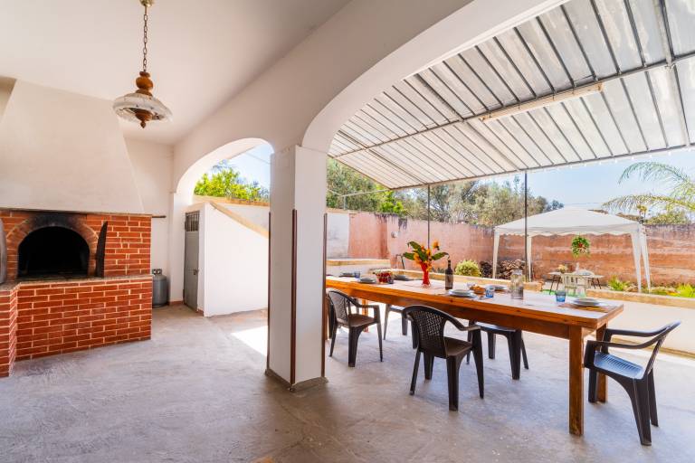 Vacation home with patio, yard & barbecue | Pets allowed in Sannicola