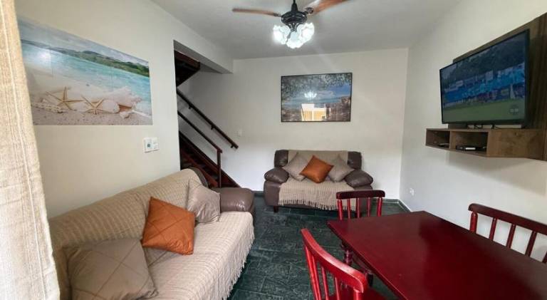 Apartment with pool — photo 2