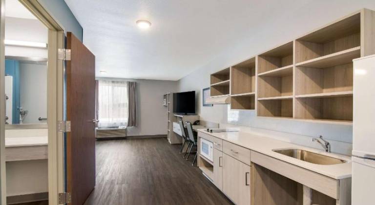 WoodSpring Suites Morrisville - Raleigh Durham Airport — photo 4