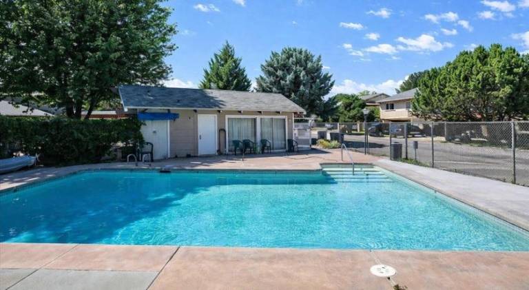 Beautiful house with pool | Pets allowed — photo 4
