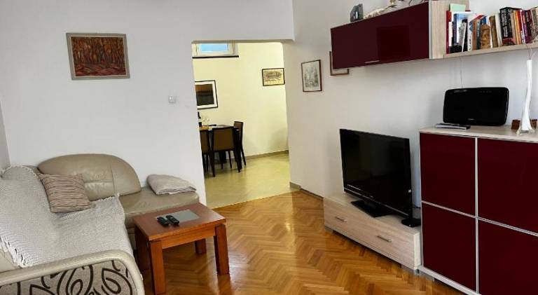 Apartment | Near Alexander Nevsky Cathedral — photo 2