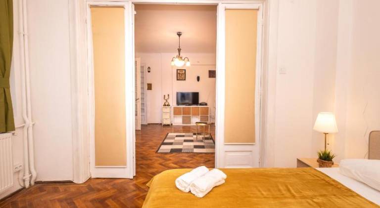 The Walter Salon Unirii - 3 Spacious Rooms and Self Check-in — photo 2