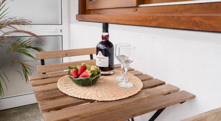Holiday apartment with patio — photo 4