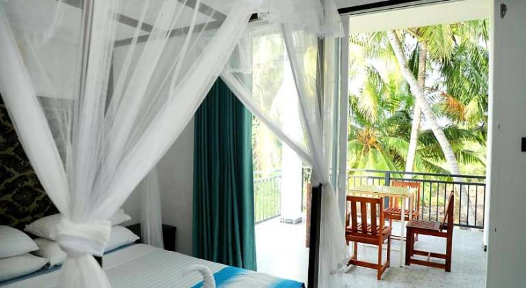 Apartment with garden, pool & grill | Next to the beach | Pet-friendly — photo 2