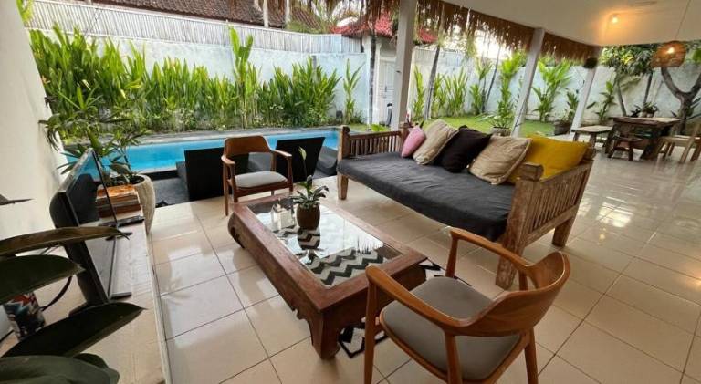 Wonderful villa with pool & jacuzzi | Pets allowed in Kuta