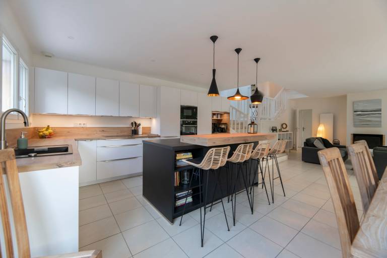 Children-friendly villa with yard, patio & pool | Golf view | Suitable for remote work | Dogs allowed — photo 3