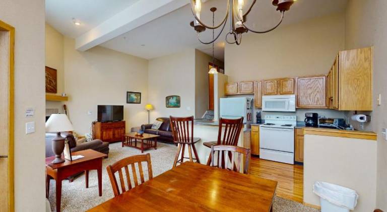 Holiday apartment with patio — photo 4