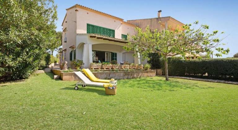 274 m&sup2; Ferienhaus