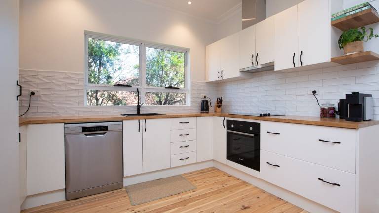 House North Tamworth