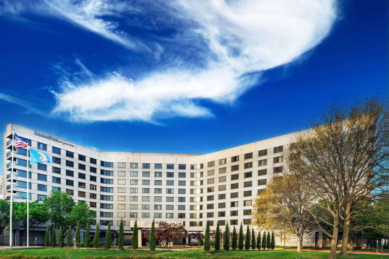 DoubleTree by Hilton Tulsa - Warren Place — photo 3