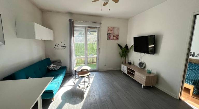 Lovely holiday apartment | Pet-friendly in Meudon
