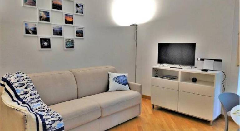 Rental apartment with pool — photo 2