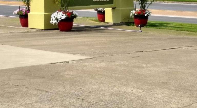 Southern Comfort Suites — photo 3