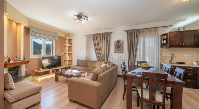 Villa with 4 rooms for 8 persons — photo 2